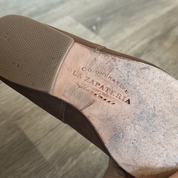 LA Zapateria Handmade Brown Snap Button Leather Booties - Picture 10 of 13